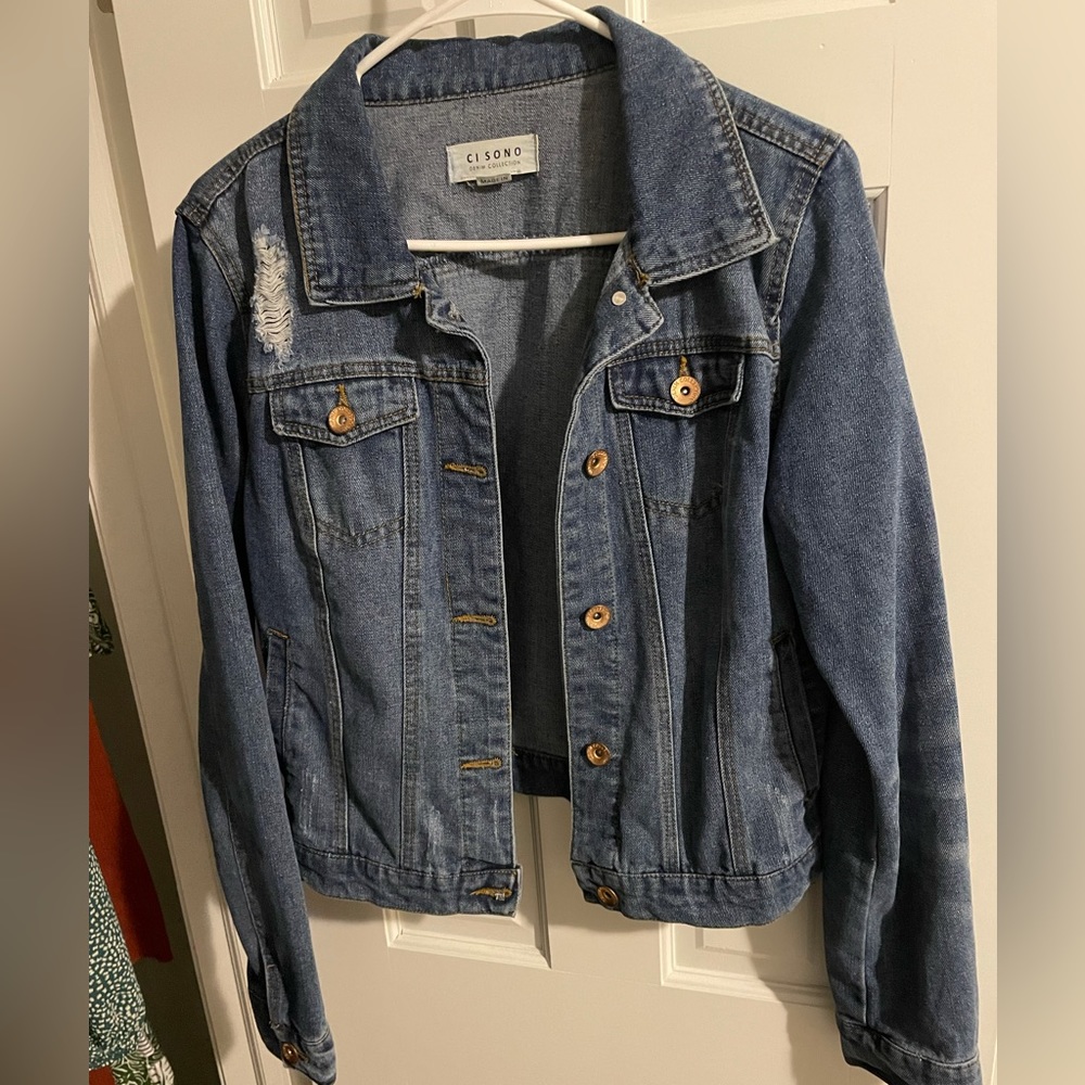 CI Sono Cropped Jean Jacket - Size Large.